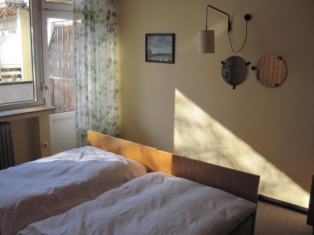 Hotel-Cafe "Schauinsland" Horn-Bad Meinberg Ruang foto