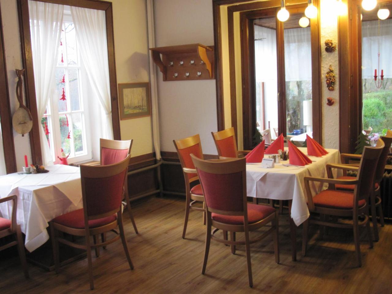 Hotel-Cafe "Schauinsland" Horn-Bad Meinberg Bagian luar foto